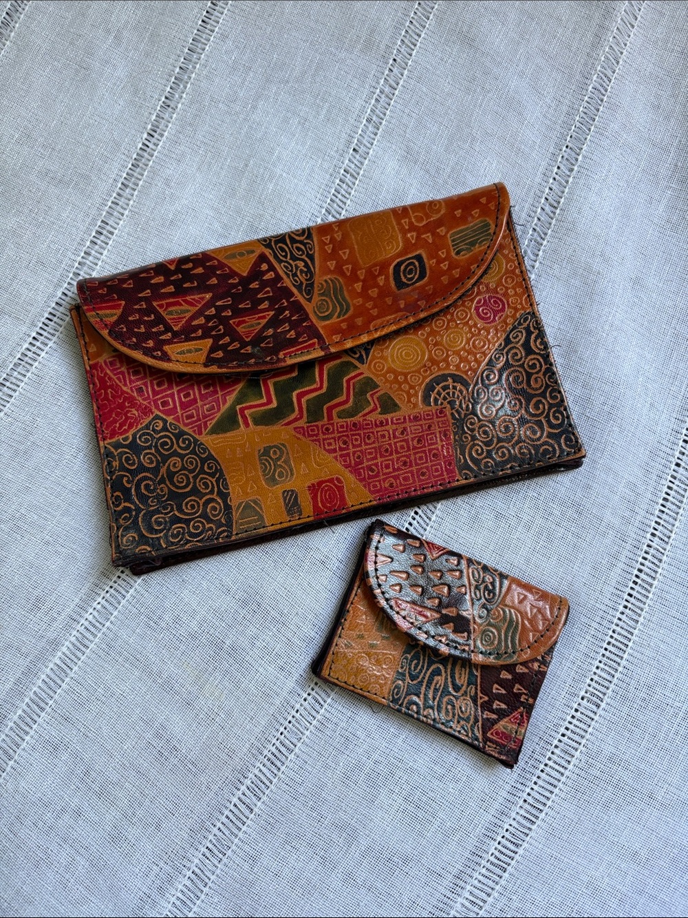 Vintage Multicolor Patchwork Leather Wallet & Coin Case - Boho Embossed Design